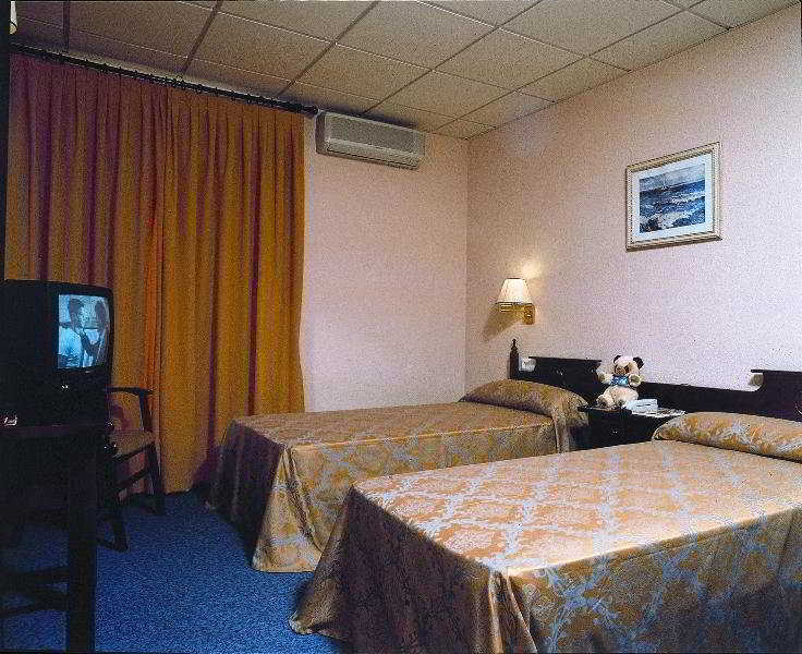 Hotel Mercedes Lloret de Mar Exterior foto