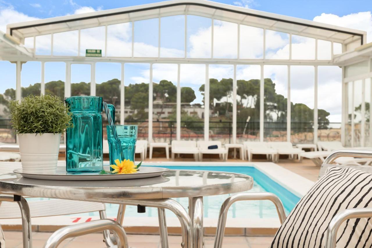 Hotel Mercedes Lloret de Mar Exterior foto