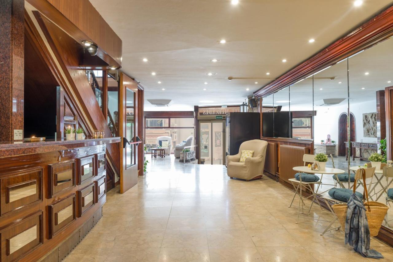 Hotel Mercedes Lloret de Mar Exterior foto