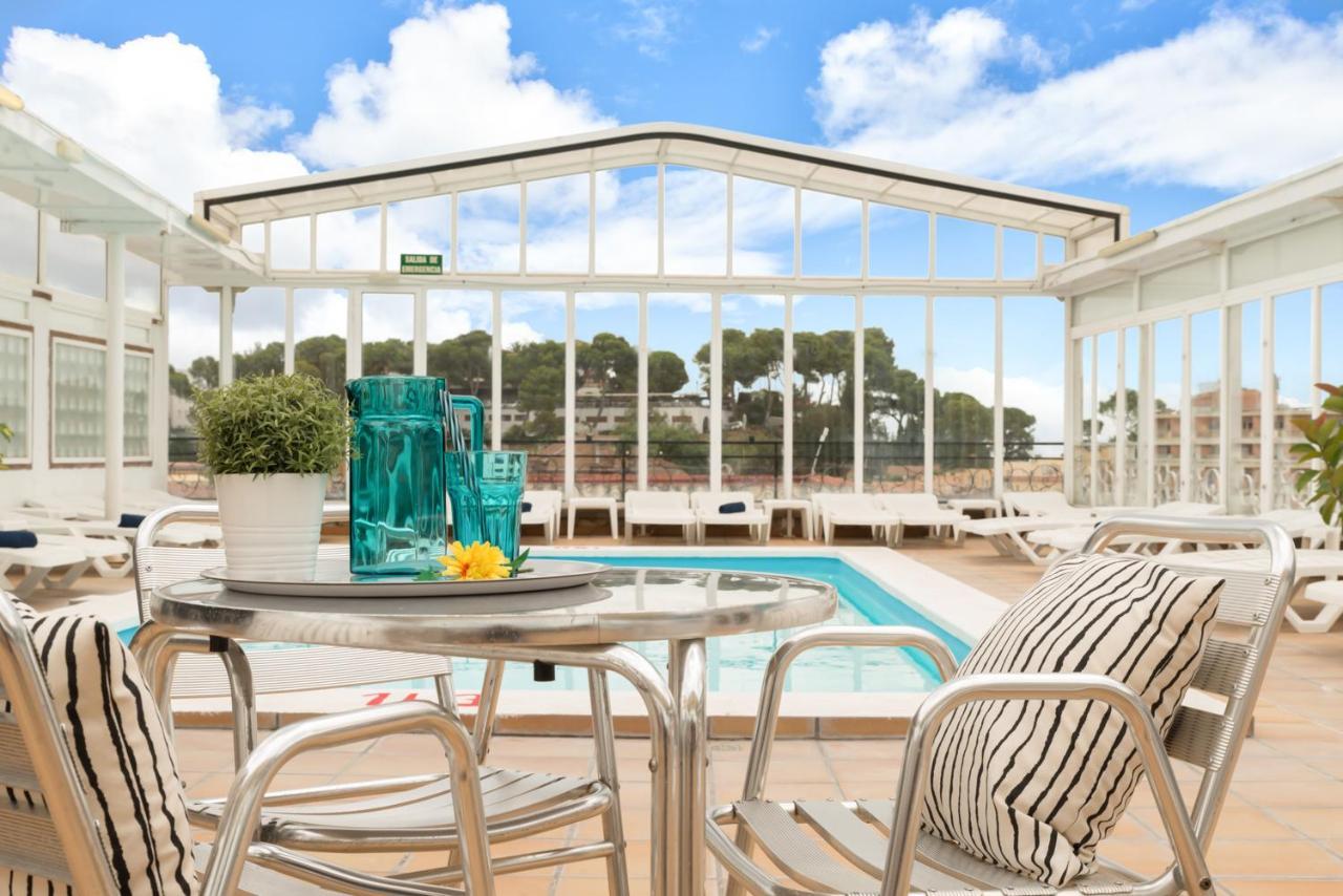 Hotel Mercedes Lloret de Mar Exterior foto