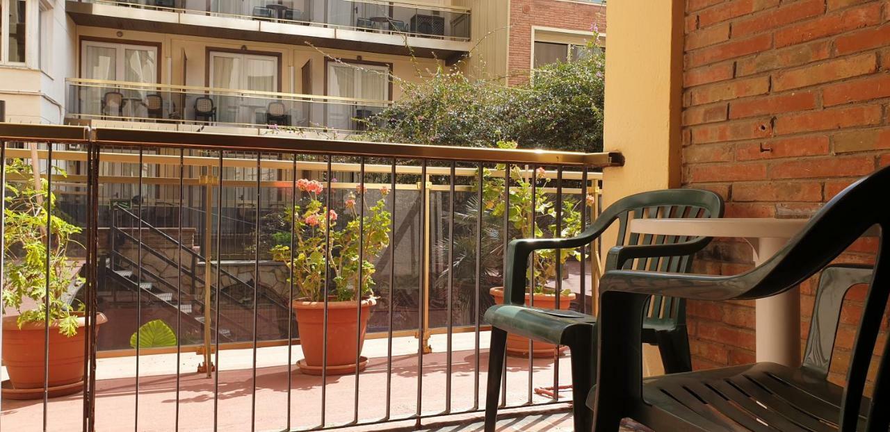 Hotel Mercedes Lloret de Mar Exterior foto